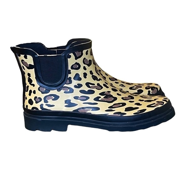 Women’s Leopard Print Rain Boots - Size 10 - Picture 3 of 9